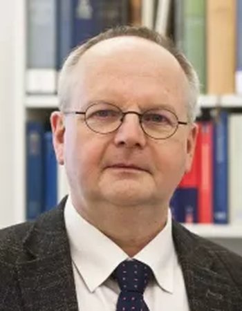 Ein Bild von Prof. Dr. Karl-Wilhelm Niebuhr.