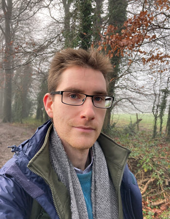 Ein Bild von Elliot Vale.